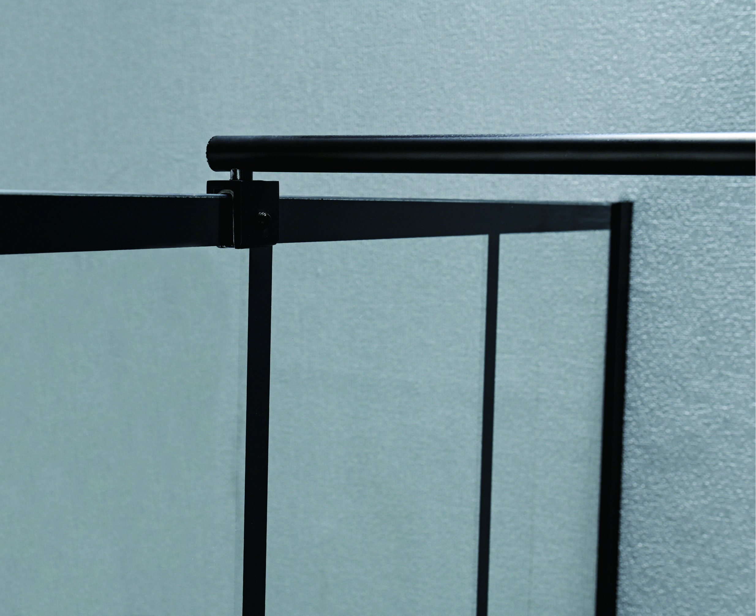 6/8mm Tempered Glass Frameless Shower Enclosure With Alum Frame For Stylish Look