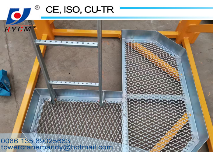 Split Mast PT6013 Model Tower Crane 800 KN.m Electric Tower Crane 160m Attaching Height Undercarriage Tower Crane