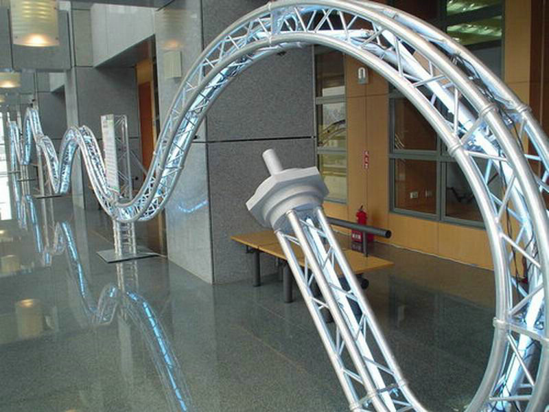 300x300x4m Diameter Spigot Circle Truss For Lighting Show And Ohter KTV Bars