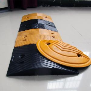 Wholesale 500*350*40mm Traffic Roadway Speed Hump For Safety Warning from china suppliers