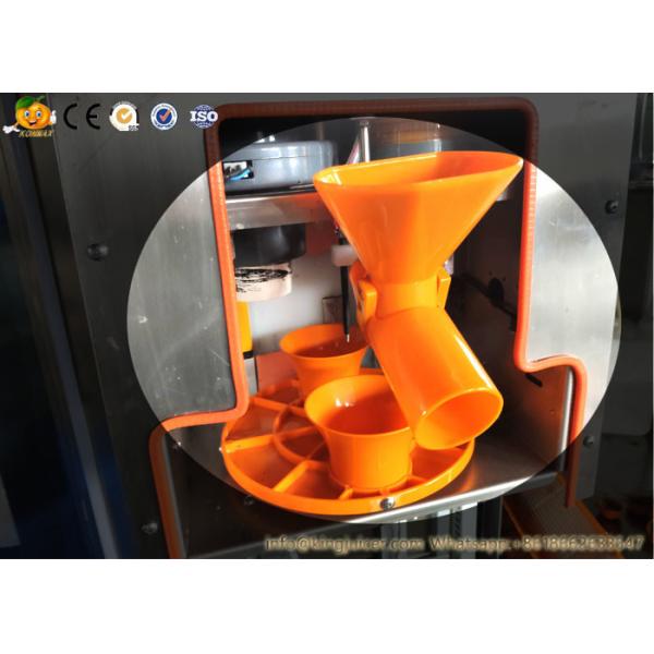 100% Pure Orange Juice Vending Machine Automatic With Easy Payment Way Cash / Coin
