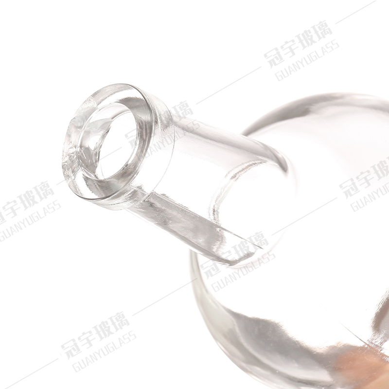 Glass Products Clear Round Brandy Gin Rum Vodka Tequila Liquor Bottle with Cork Stopper