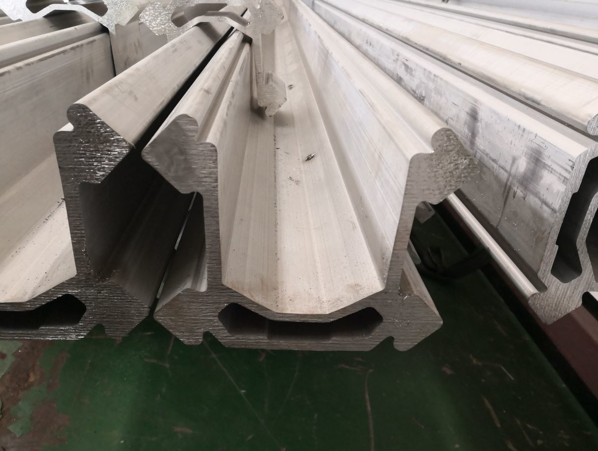 Rock Drilling Rig Use 6000MM BMH6000 FEED BEAM Aluminium Extruded Profiles