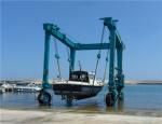 Boat Hoist Side Lifting Rubber Tired Gantry Crane 50~500t