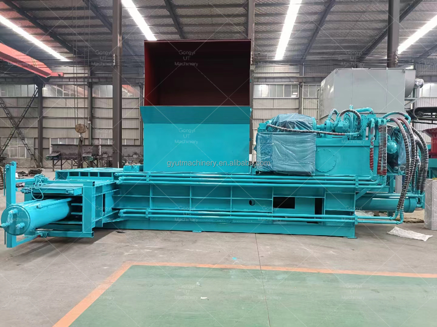 400-500kg Capacity Hydraulic Square Hay Balers 2620*2140*3390MM Max. Capacity 5 ton/h