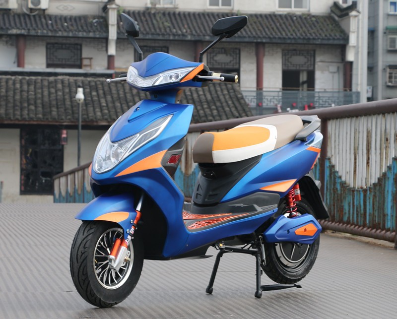 500W 1000W E Motorcycle For Adults 60V 72V 20Ah Lead Acid Battery LCD Display