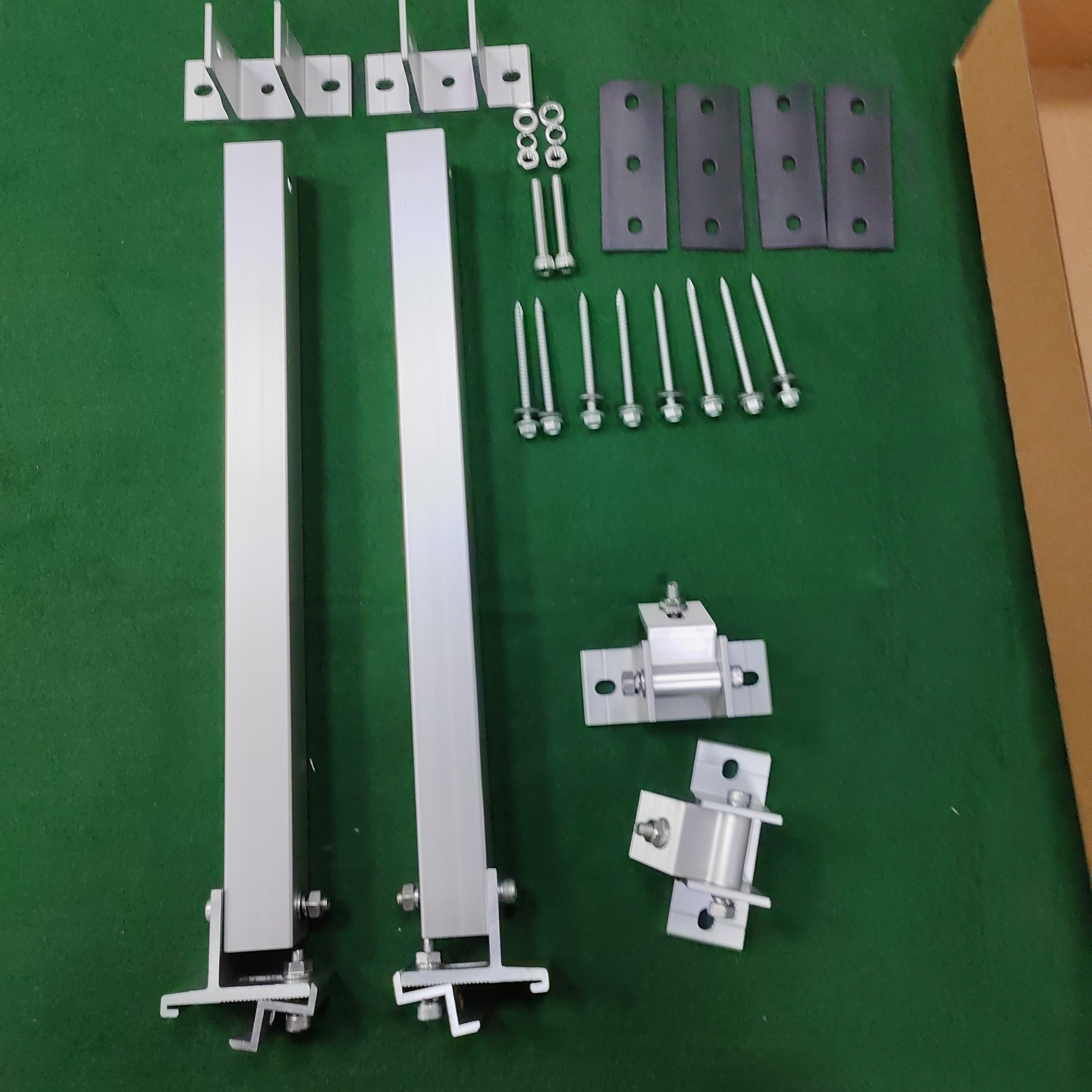 Anodized AL6005-T5 Ground Mounting System for Fast and Easy Solar Panel Installation