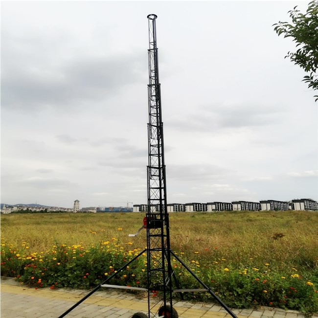 Winch Up 12M Lattice Tower Telescopic Light Mast