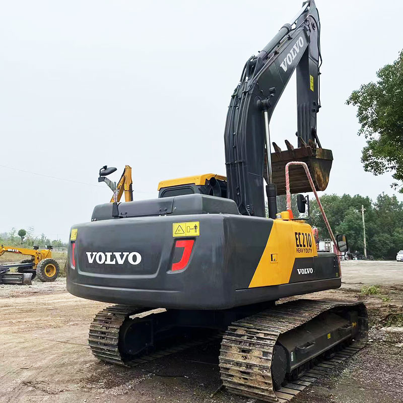 EC210 Used Volvo Excavators 21 Ton 1.0m3 Bucket Capacity 300L Fuel Tank