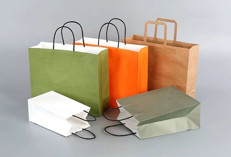 Hot Style Fashion Blank Twist Handle Kraft Paper Shopping Bag with Hand Length Handle