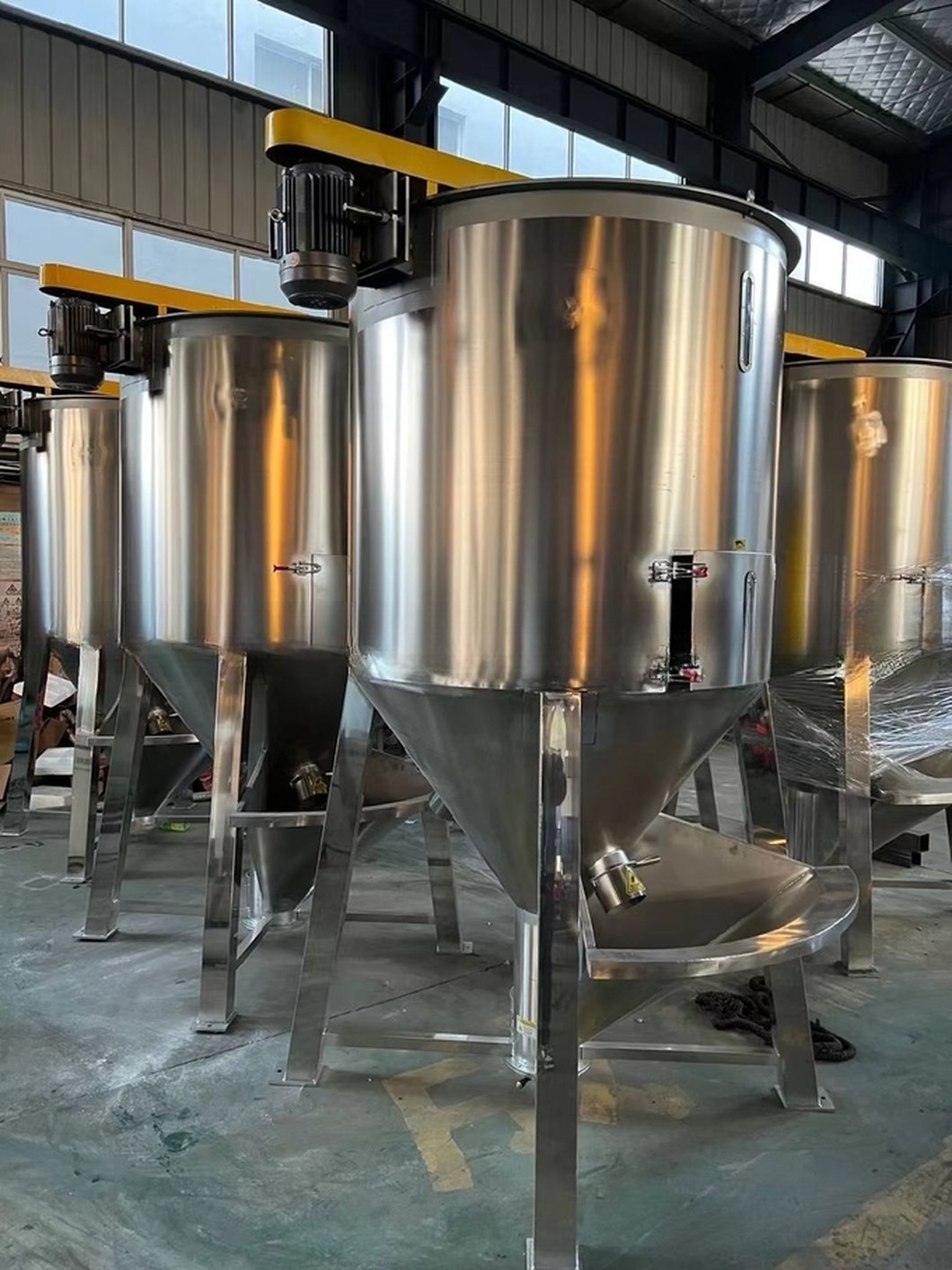 Plastic PP PE PS ABS HIPS PMMA Mixer &amp; Drier / Vertical Plastic Granule Mixing Drier for HDPE Pipe / PP PS ABS HIPS Sheet
