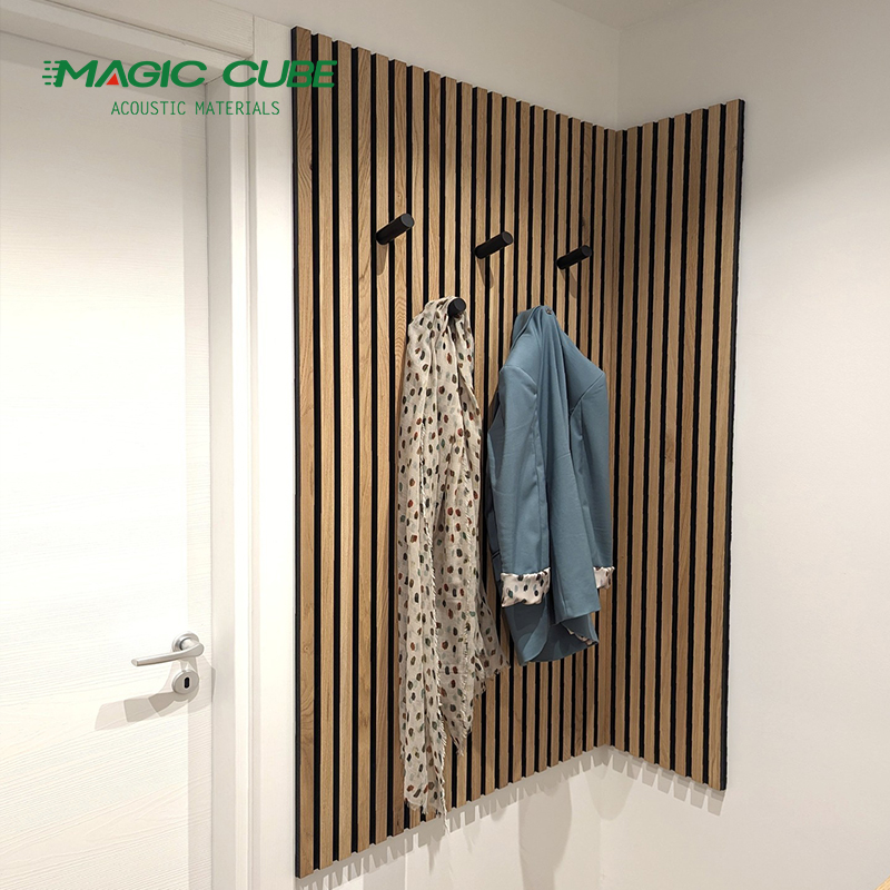 Customized Studio Polyester Fiber MDF Slat Wall Panel With Veneer Finish
