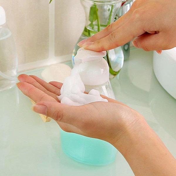 Daily Use Plastic Cosmetic Bottles White Pump Foaming Soap Bottle