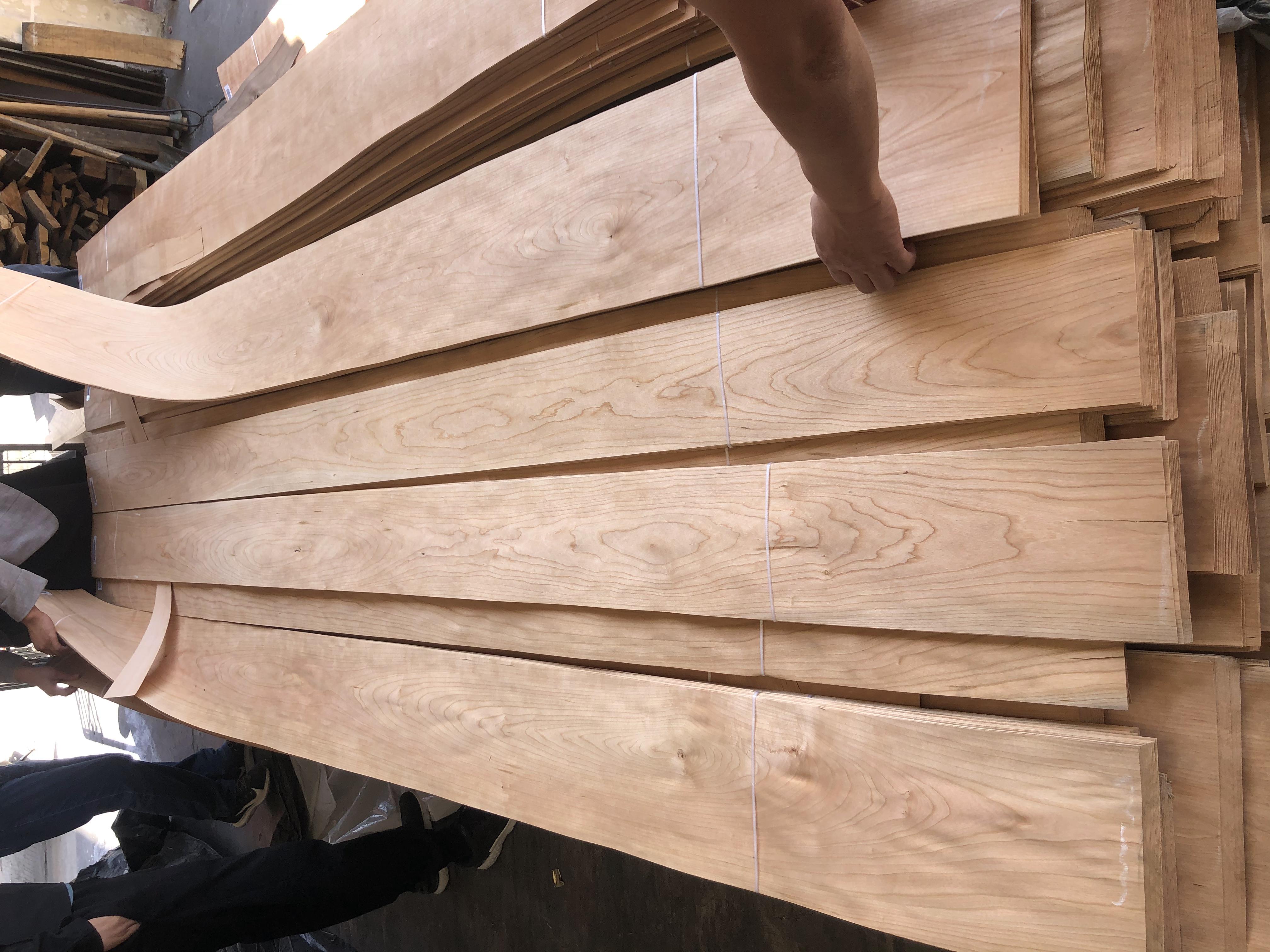 FSC100% Factory Direct Customized Natural Cherry Natural Face Veneer For Flooring Boat Decking Door