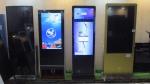 55" LCD Display 600 Nits Free Standing Digital Signage