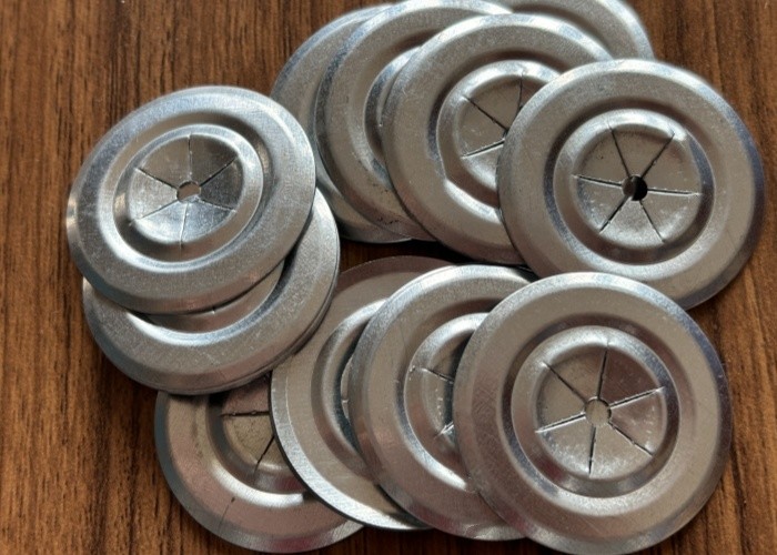 30mm Galvanized Steel Round Insulation Washer With Bevel Edge