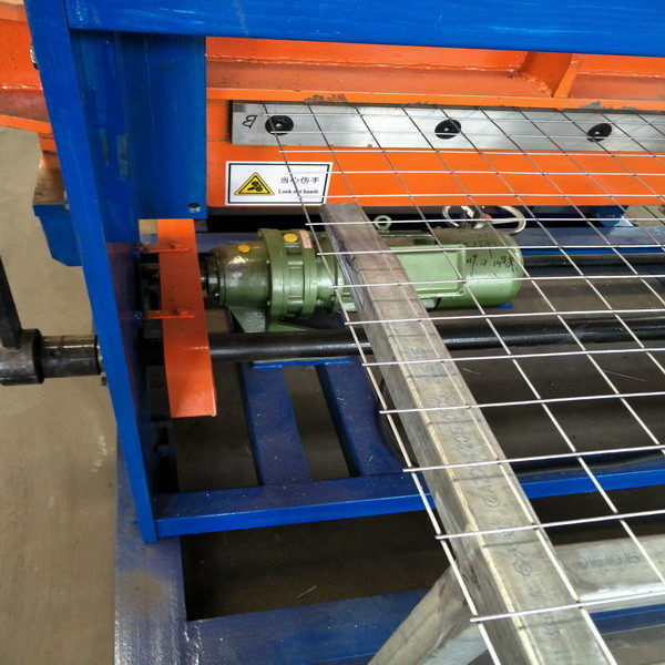 1m Width Undergirding Mesh Panel Welding Machine 10% Duty Cycle
