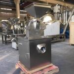 Chili Herb Pepper Grinding Machine 150kg / H High Efficiency