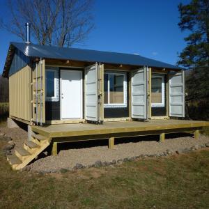 Wholesale 4 - 5 Rooms Prefab Shipping Container Homes / 40 HQ Prefab Shipping Container Office Office Shops Coffee Bars from china suppliers