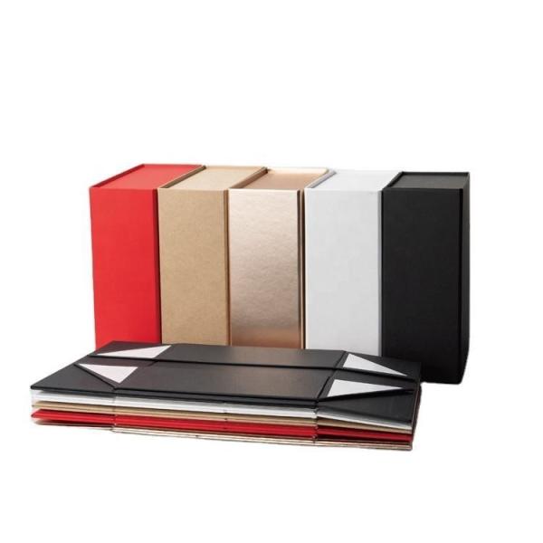 Custom Luxury White Black Pink Magnet Flap Clothing Paper Box Foldable Magnetic