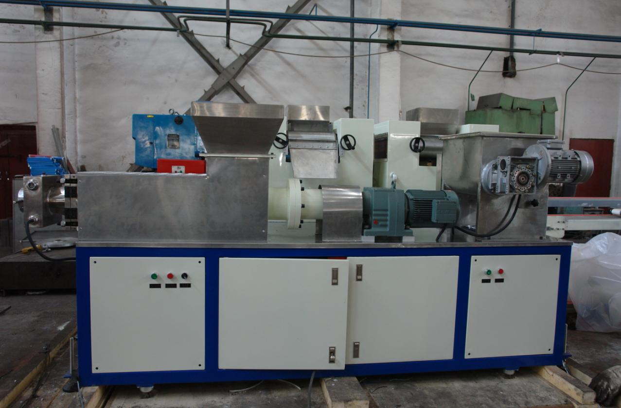 100-300kg/hour Output Soap Making Machine Production Line with 150mm Plodder Diameter