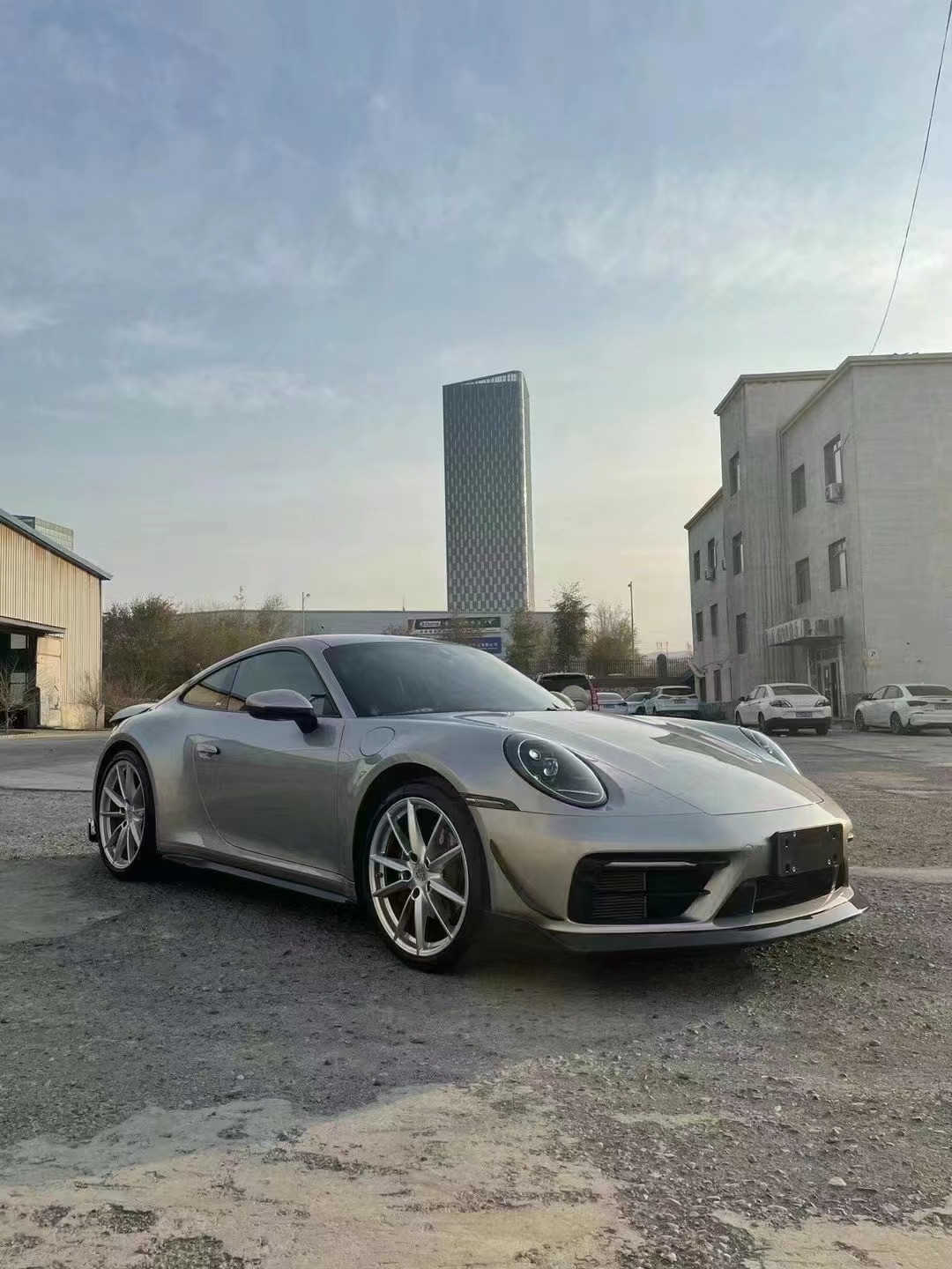 for Porsche 992 Carbon fiber Body Kit 992 Carbon fiber front lip diffuser side skirt spoiler hood fender