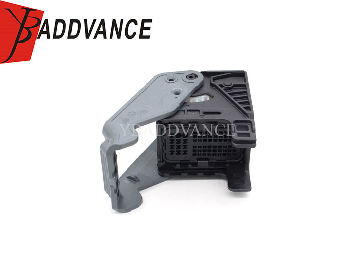 MCD560181 66 Pin Female Waterproof Automotive Connector Accept OEM