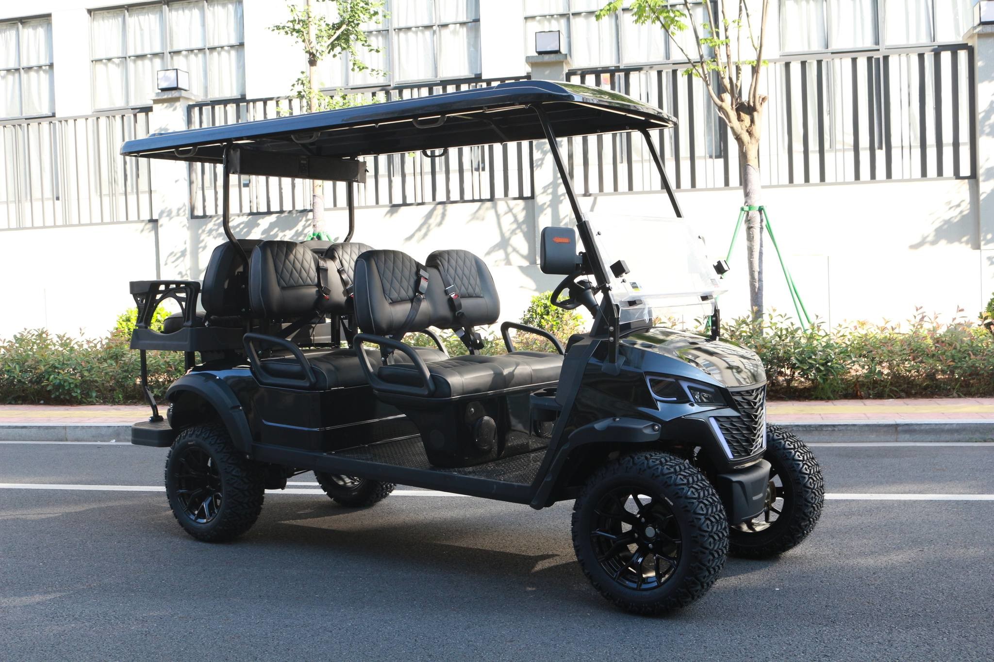 Wholesale Modern High Speed Drive 2 4 6 Seater Electric Off Road Utility Vehicle Golf Cart