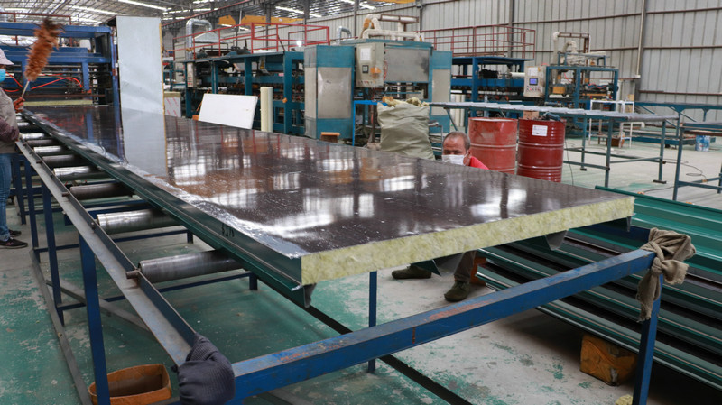 75mm Building Materials Fireproof Rock Wool Sandwich Panel