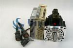 Yaskawa SGDM-05ADAY118 Industrial Servo Drive 50 / 60HZ 200 - 230VAC INPUT 4AMP
