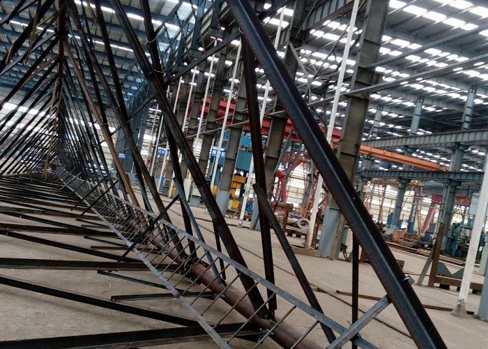 60 Meters Q235B / Q345B TV Antenna Tower ASTM A123 Galvanizing Standard