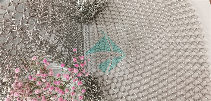 Stainless Steel Weld Electroplating Ring Mesh Curtain 2mm Wire 20mm External Diameter