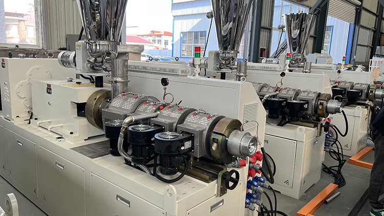 250-300mm PVC Wall Panel Making Machine / PVC Ceiling making machine