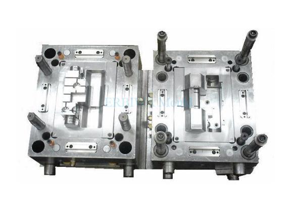 Car PP Plastic Auto Parts Mould , Automotive Interior Trim Parts ISO 9001