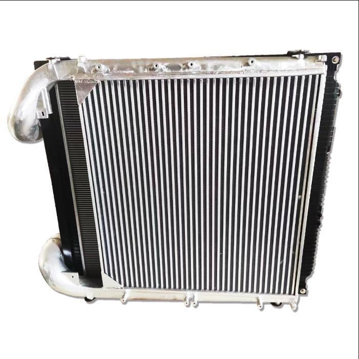 SINOTRUK CNHTC Car Fitment Steel Intercooler 712W06100-0005 D2676 for HOWO SITRAK C7 Truck Parts Large Cooling Module Assy