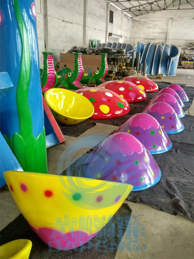 All Fiberglass Made Small Mushroom Fountains For Children Water Park Splash Zone