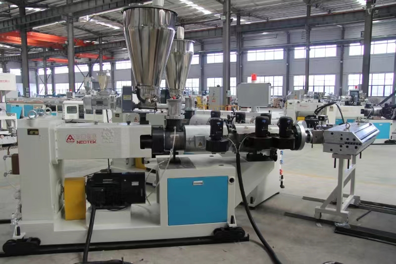 Customer Requirements PVC Glaze Tile Extrusion Line with 38CrMoALA Screw Material