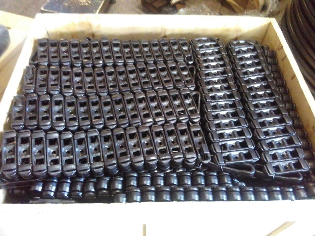 X348 X458 X678 Overhead Conveyor Chain Trolley Powder Coating Line