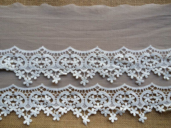 Vintage Embroidered Tulle Nylon Lace Trim For Ladies Dress 22CM Off White