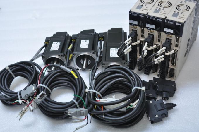 YASKAWA  SGMAH Sigma II SGMAH-01AAA21 AC SERVO MOTOR 100W 0.91A 0.318N.m 0