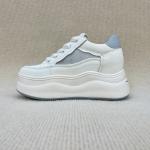 Women high top sneakers with breathable upper and lace up