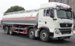 8x4 12 Wheels 20000L to 35000L HOWO Oil Tank Truck / Fuel Tanker Truck for sale