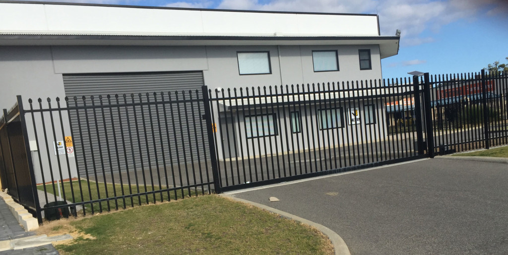 Tubular steel ornamental garden Hercules Fence 1200mm height x 2450mm width Stain Interpon Powder