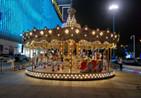 24 Seat Theme Park Carousel 220v Galloping Horses Carousel 4.35m Height