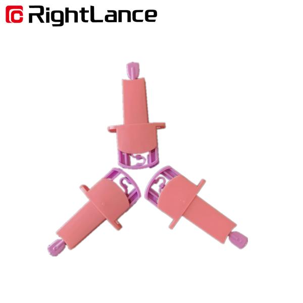 0.028kg Pink Blue Safety Blood Lancet Painless Lancing Device Skin Independently
