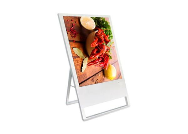 High Resolution Floor Standing Digital Signage 32 Inch Light Weight For