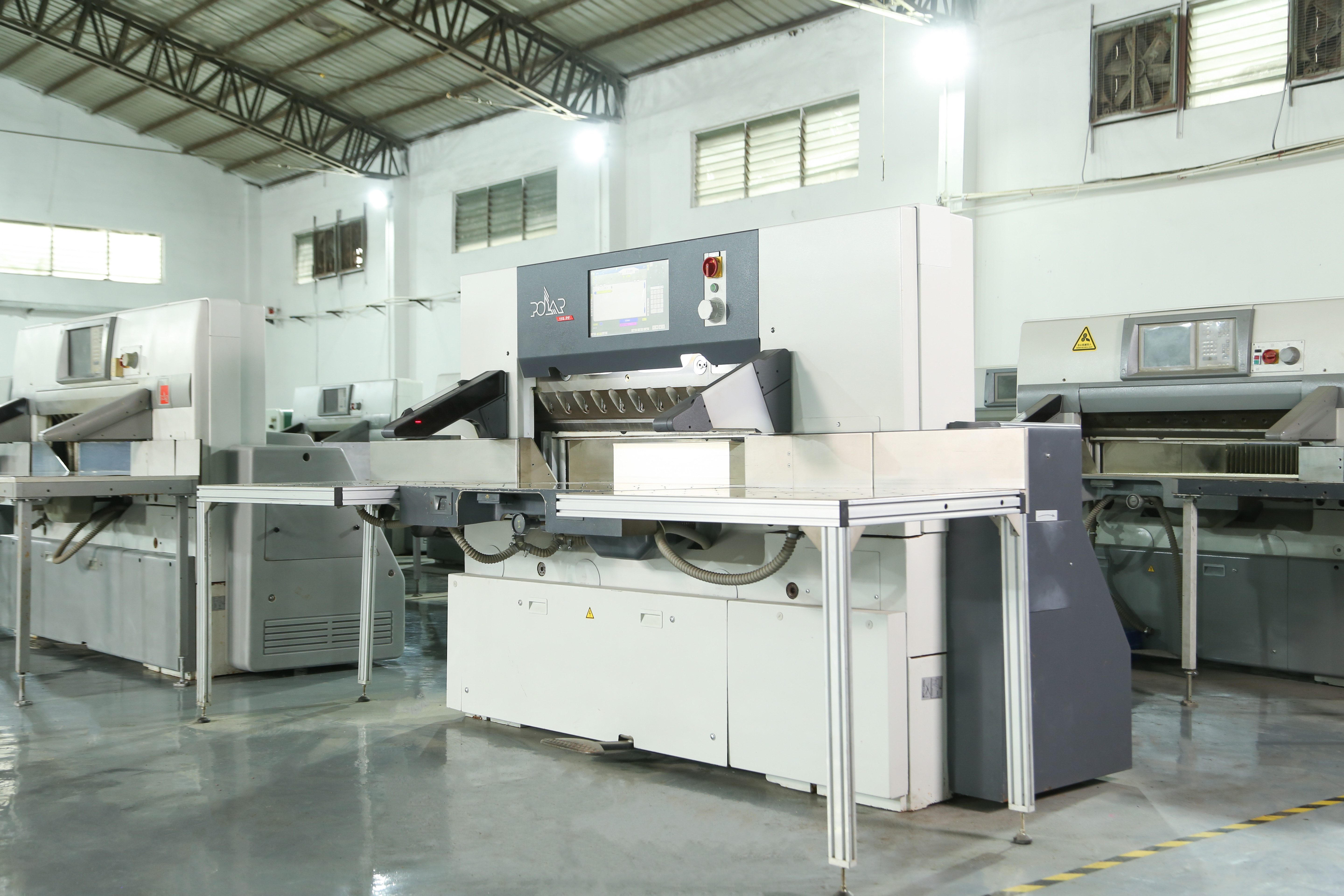 1150mm Max. Workable Width Polar 115E Paper Cutting Machine For Retail Customers