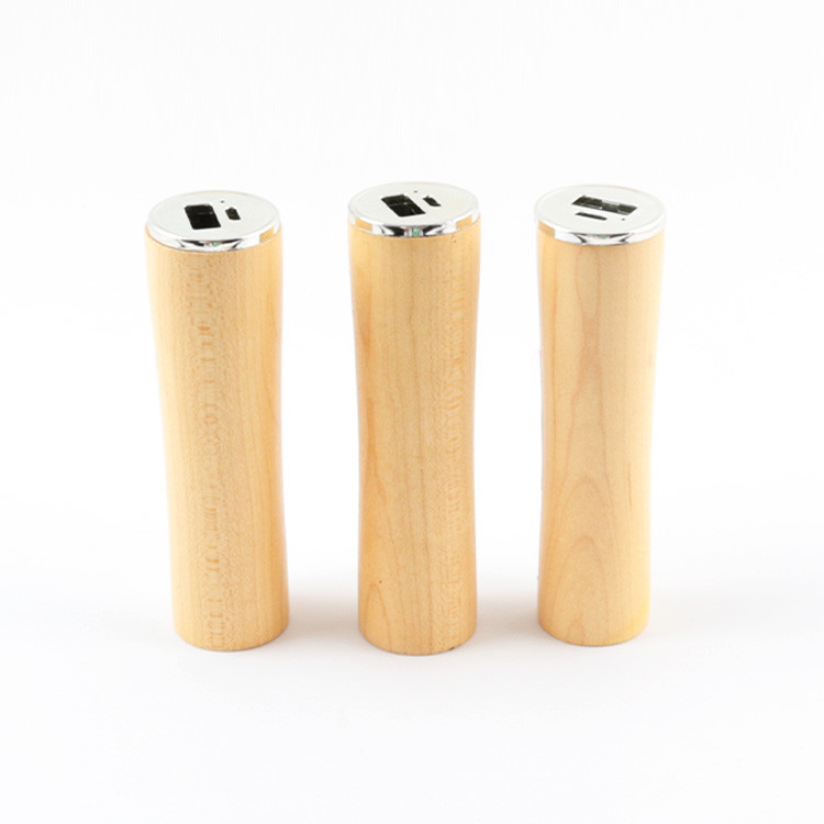 Maple Wooden Gift Portable Power Bank Good Battery Quality 2600MAH