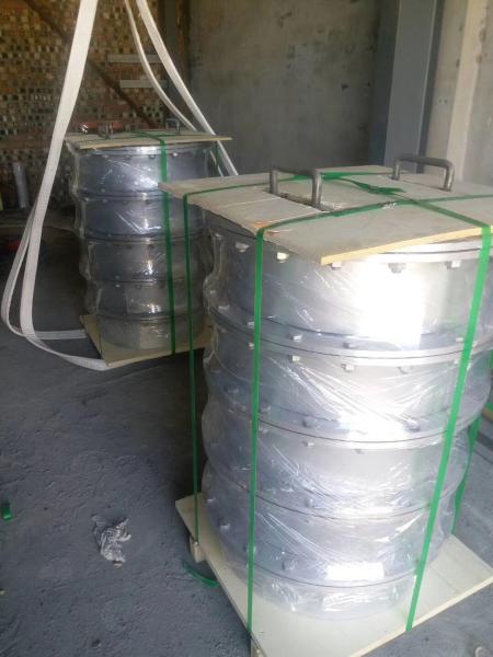 Material of Flange : BS 316S16/ GB Q235/ GB 20 Mn/ GB 25 Mn/ GB OCr 19Ni9/