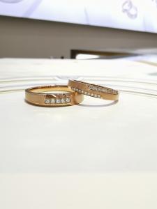 Wholesale Artistic Drawing Process 18k 15g Rose Gold Couple Rings from china suppliers